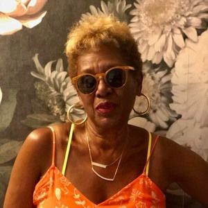 Meet your Posher, Donna